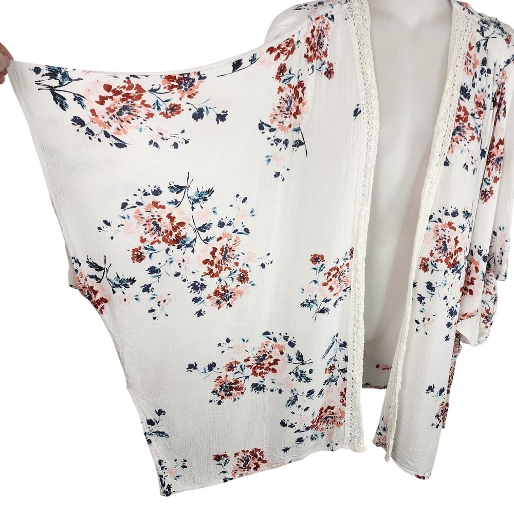 Maurices Crochet Trim One Size White Floral Open Front Oversized Kimono Boho